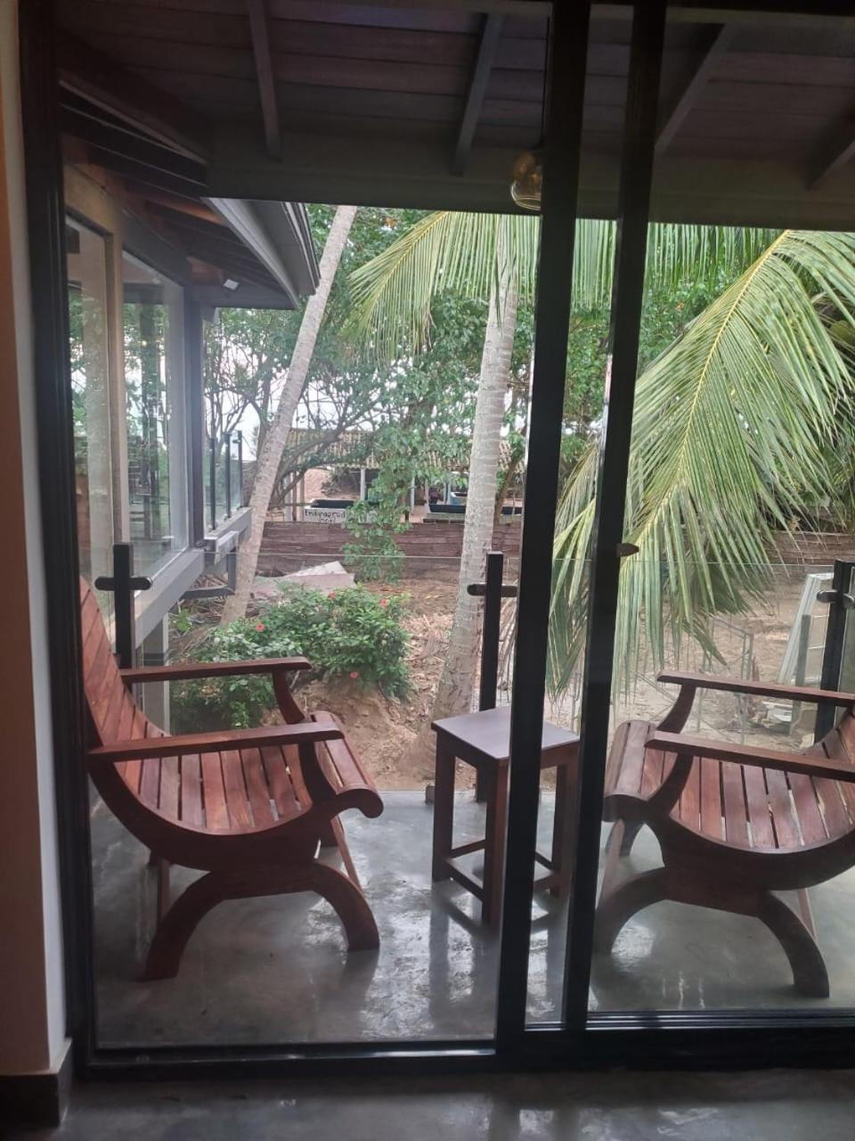 Red Sun Beach Villa Kosgoda Exterior photo