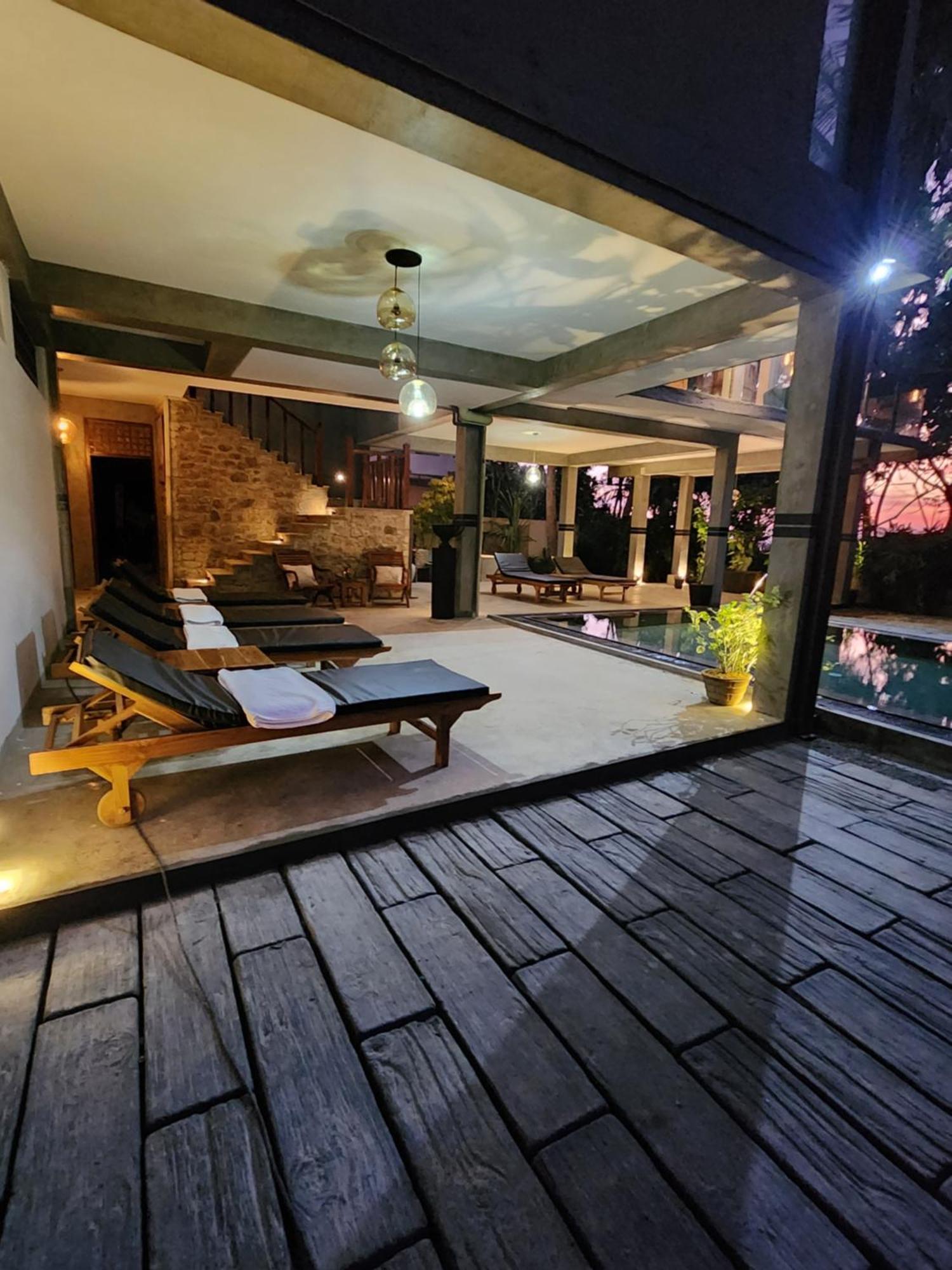 Red Sun Beach Villa Kosgoda Exterior photo
